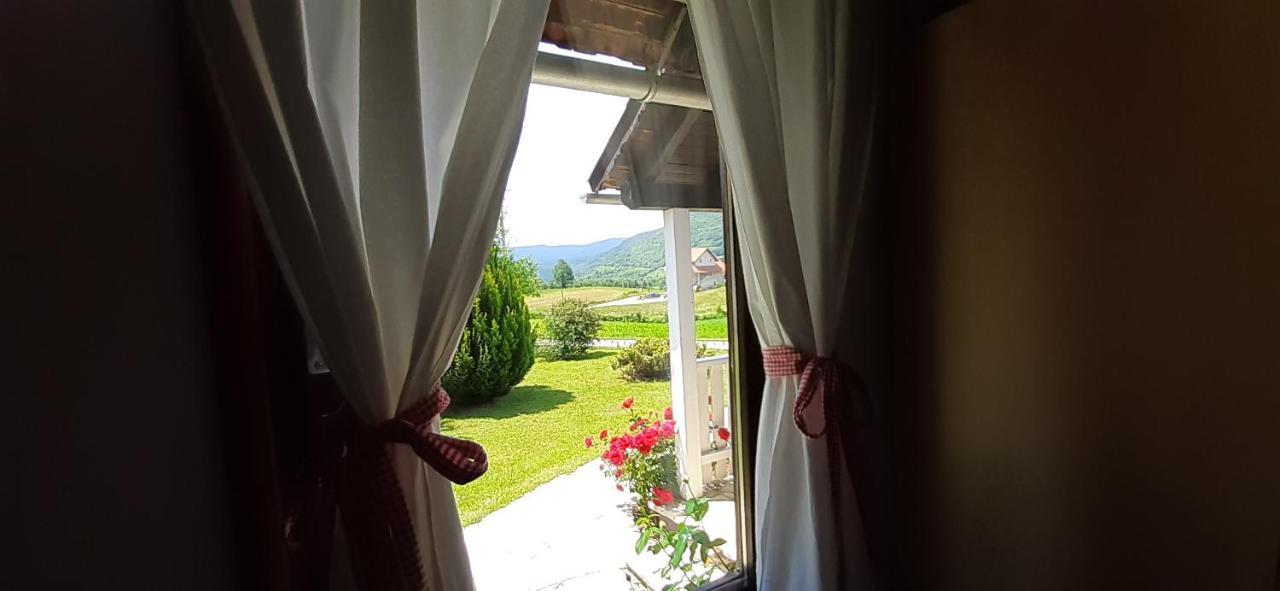 Wooden House Nela Near Plitvice Lakes Smoljanac Εξωτερικό φωτογραφία